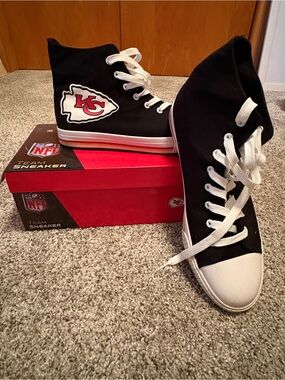 NWOT Foco Kansas City Chiefs High Top Team Sneaker - Size 10 🏈❤️🏈